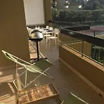 T3 Vue Piscine Proche 아파트 *